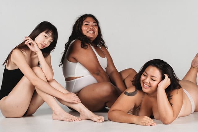Sexy underwear for plus size women online